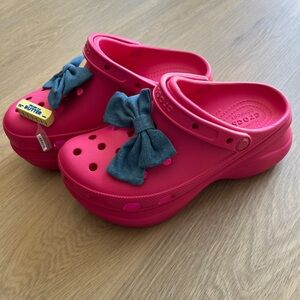 Cute Platform Crocs in Pink